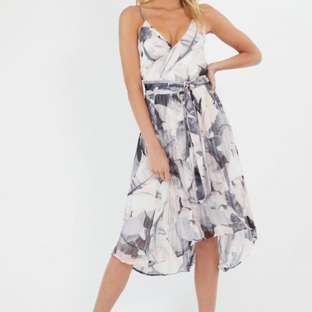 Australian designer - Fresh Soul Maldives Pleat Dress